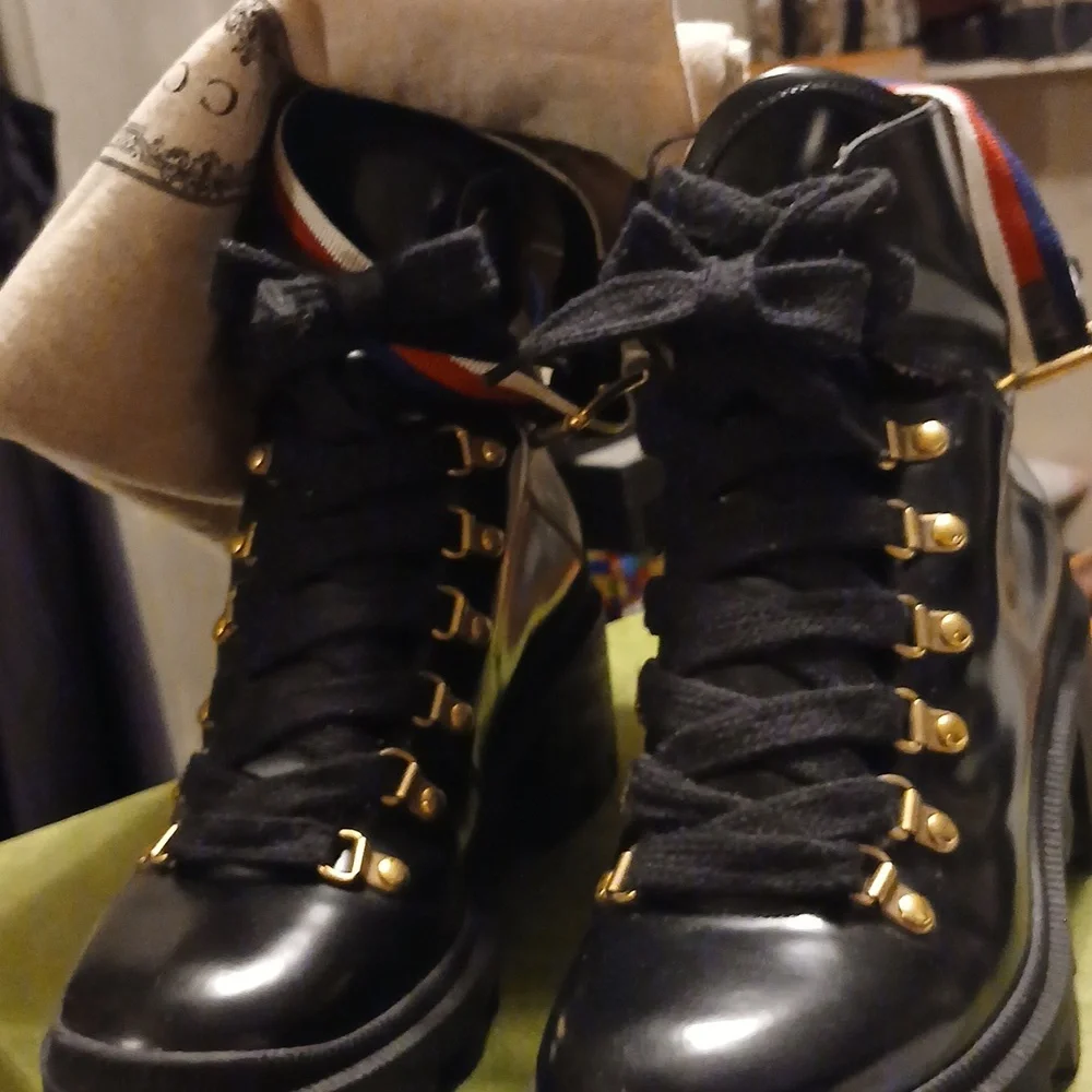Authentic Gucci Boots - Picture 4 of 7